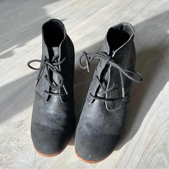 Toms Lunata Black Metallic lace up boots size 8 1/2 - Picture 11 of 12